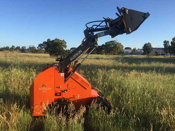 A1 mini skid steer loader-2