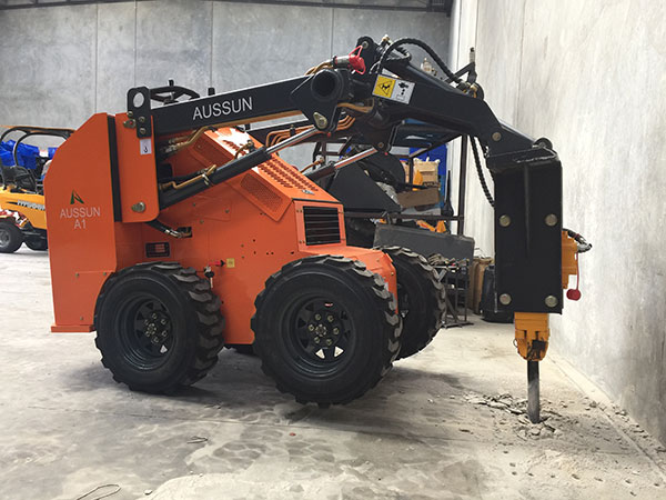 A1 mini skid steer loader-3